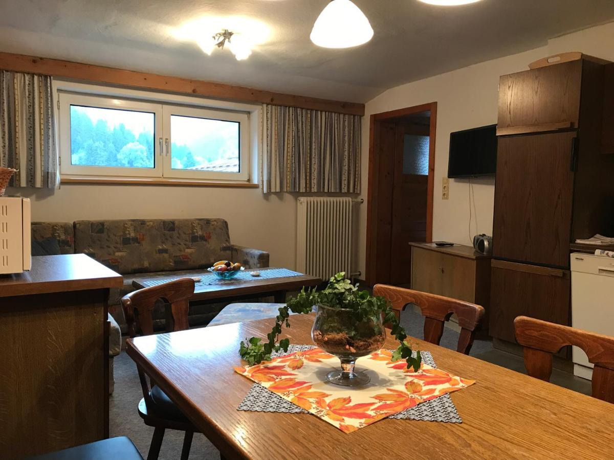 Pony-Ziegen-Hasen-Ranch Bichlbach Apartment Exterior photo